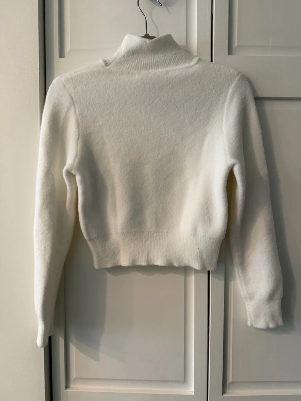ZARA Soft Knit Mock Neck Cropped Sweater - White - Size S like new - Picture 7 of 8
